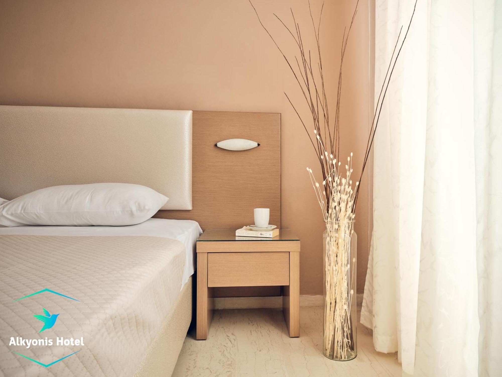 Alkyonis Hotel Laganas Extérieur photo